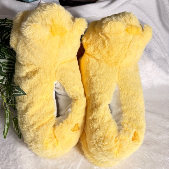Care Bears Yellow Plush Slippers Cozy Teddy Bear Face NWT - Picture 4 of 7